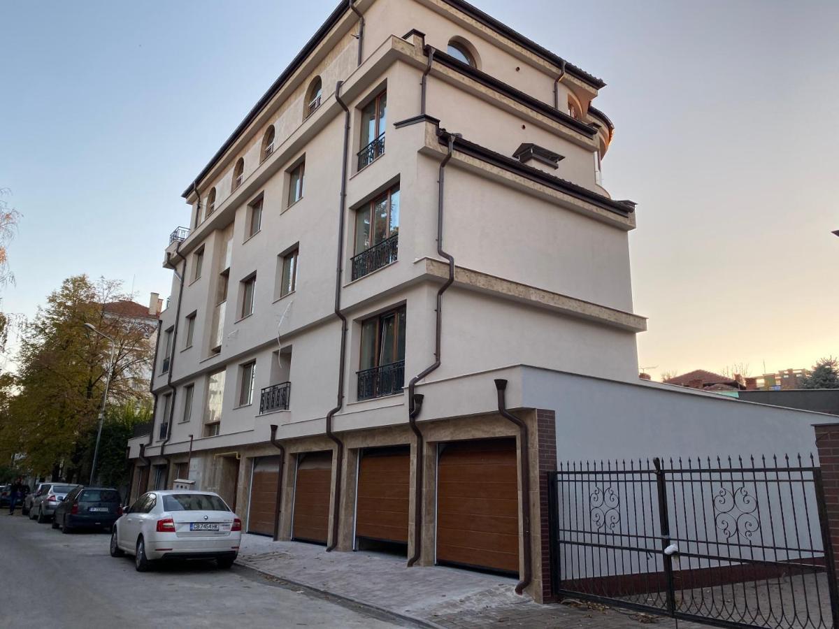 Habitat Central Apartment Ruse Exterior photo